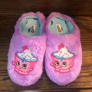NWOT Little Girls Shopkins Slippers